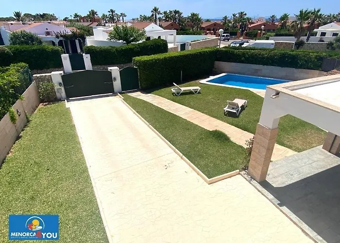 Tres * Cala en Bosch